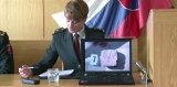 Z vraždy dôchodcu je obvinený 15–ročný mladík – VIDEO tlačová beseda Polície
