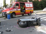 Nehoda motocykla a osobného vozidla v Senici