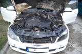 Zapálil Mercedes