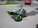 Motocyklista pri nehode utrpel ťažké zranenia